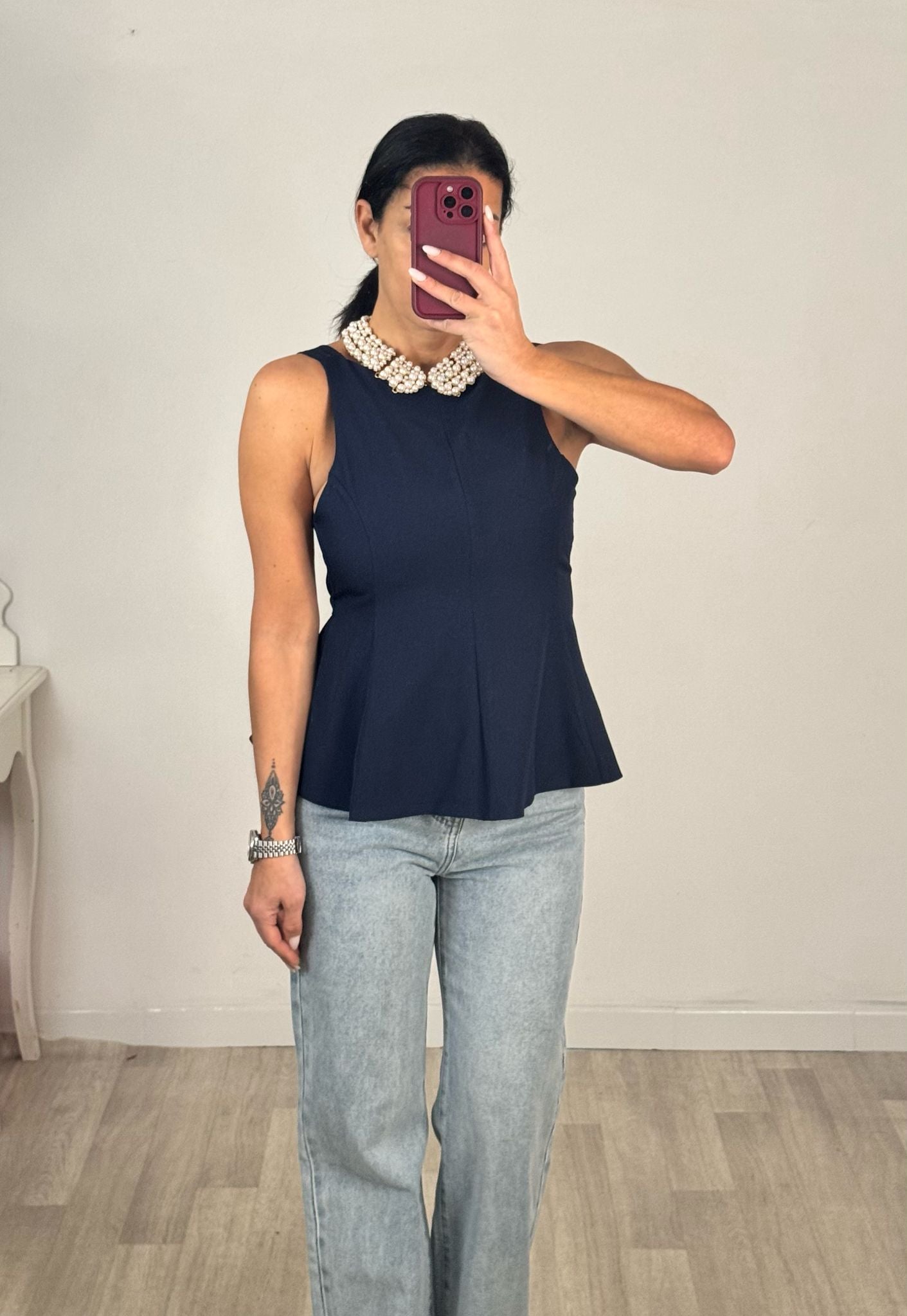 TOP CUT-OUT