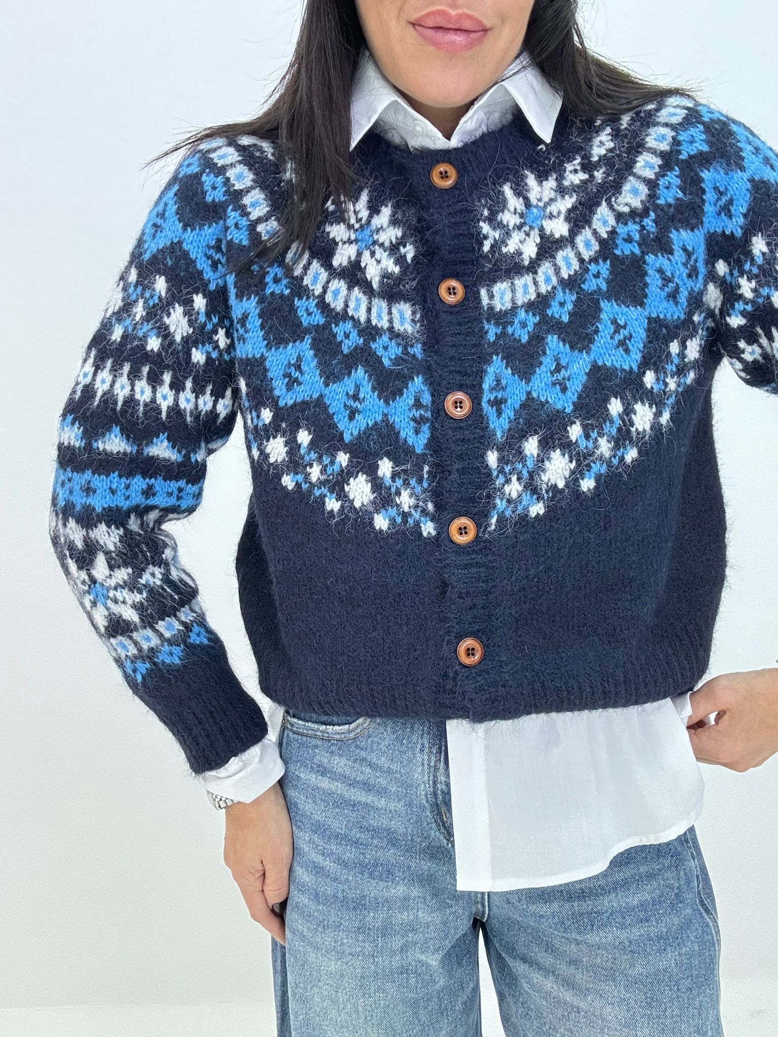 Cardigan Snow