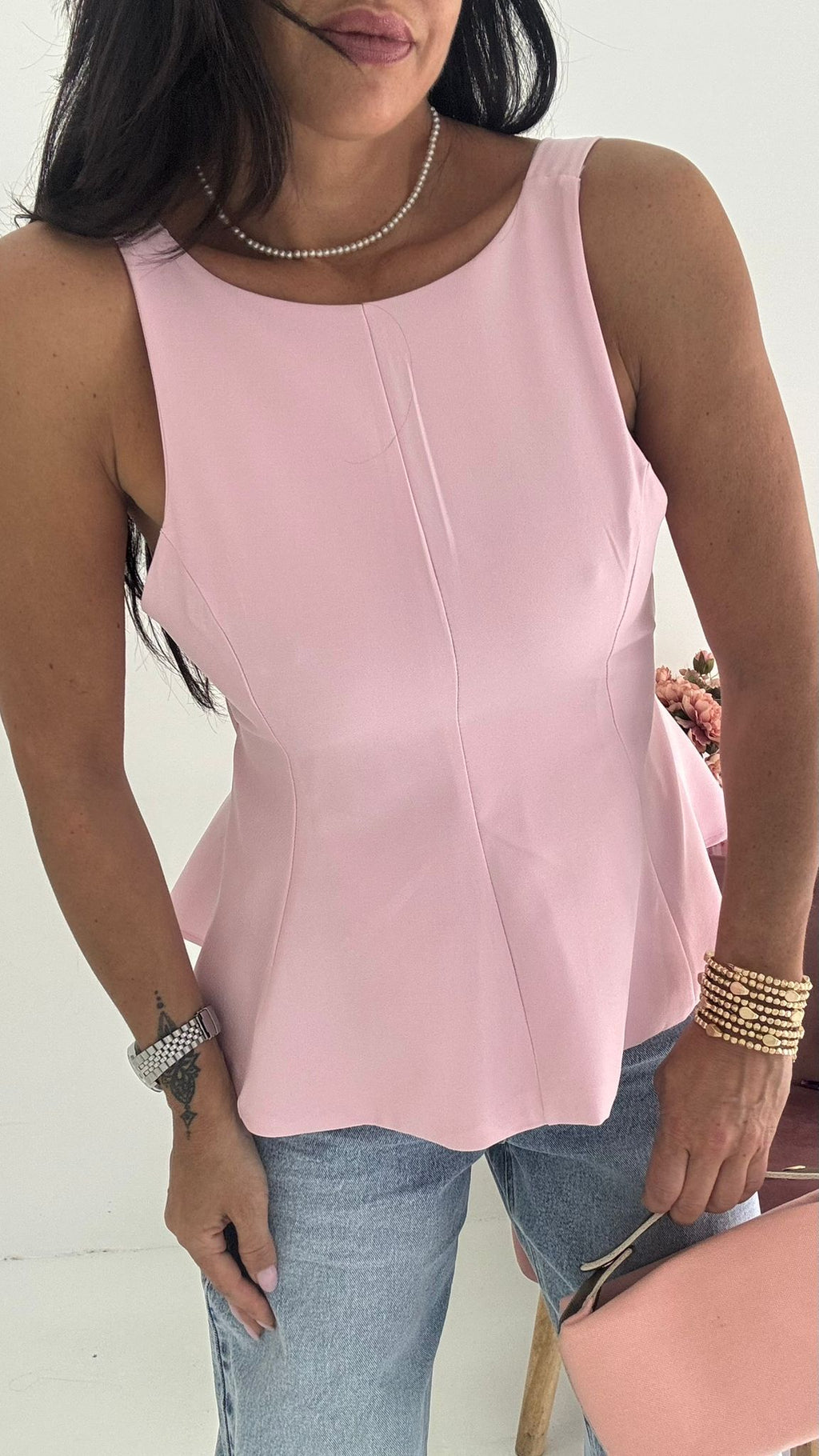 TOP CUT-OUT