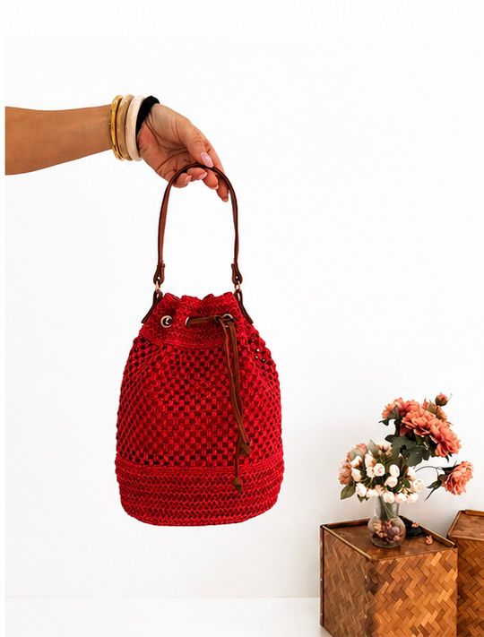 Bucket Bag Rafia