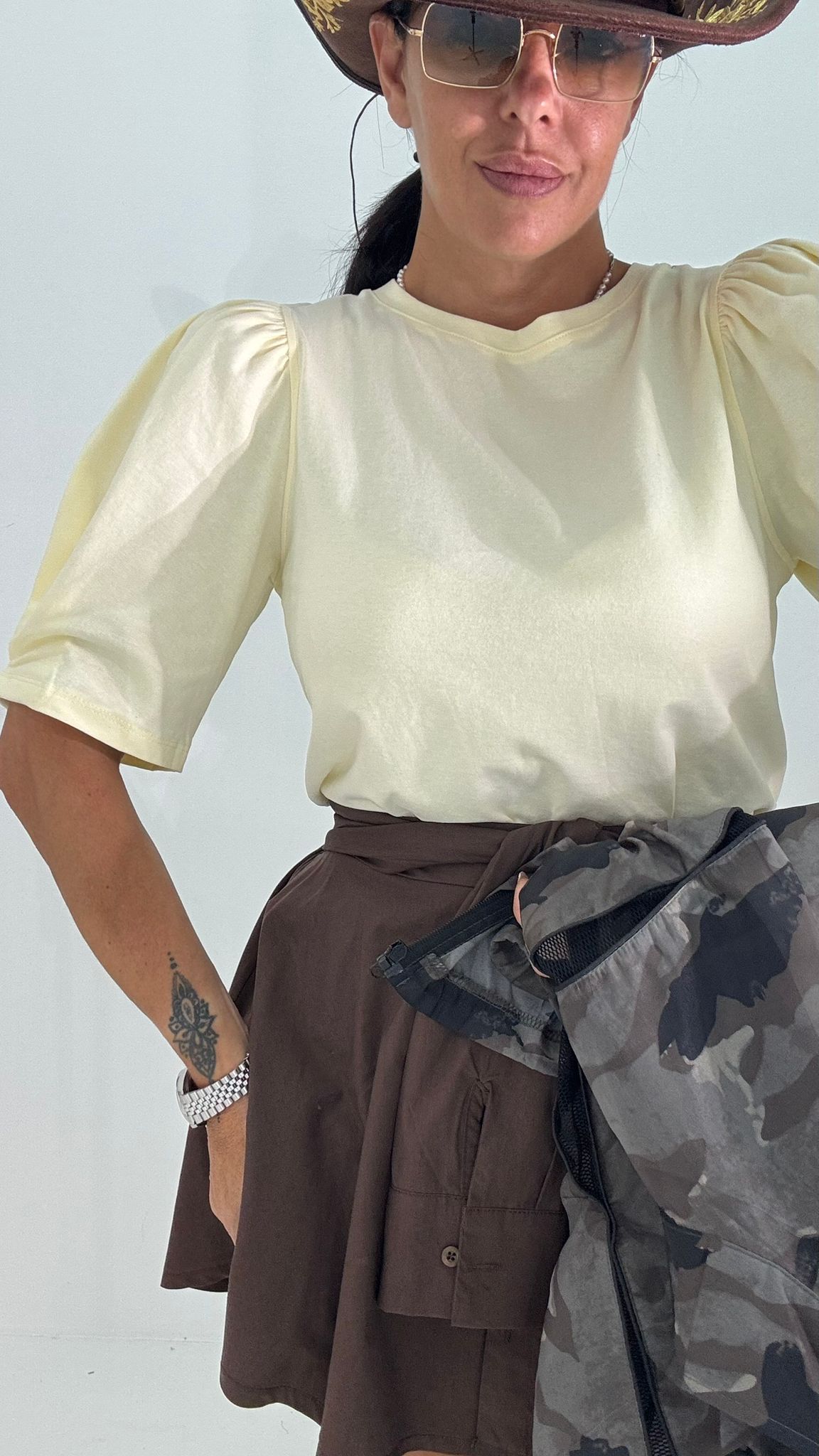 T-shirt Manica a sbuffo