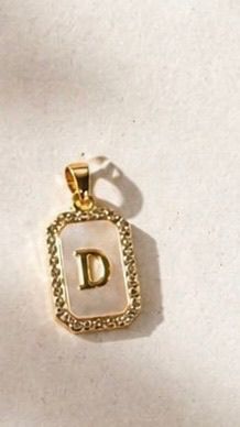 Charm Iniziale