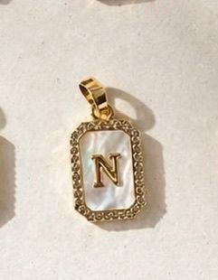Charm Iniziale